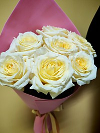 7 роз Мондиаль